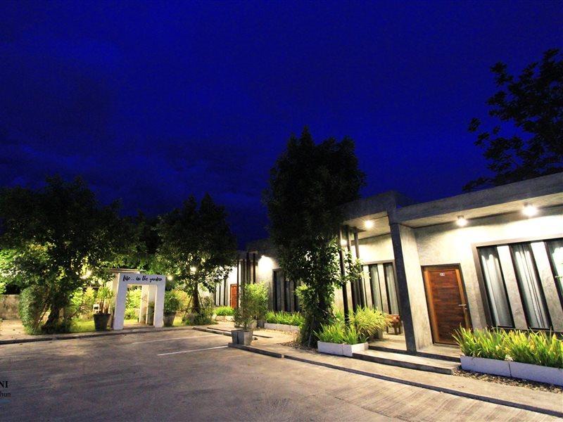 Thai Thani Loft & Life Lamphun Extérieur photo