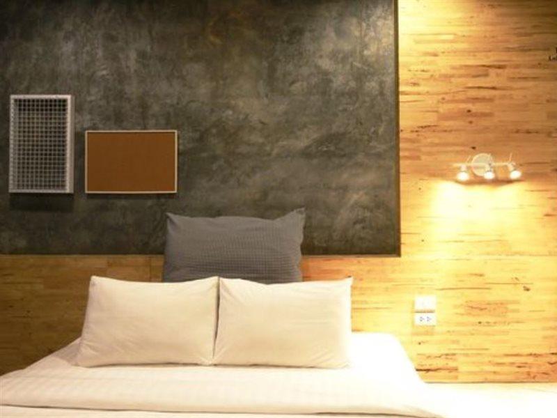Thai Thani Loft & Life Lamphun Extérieur photo